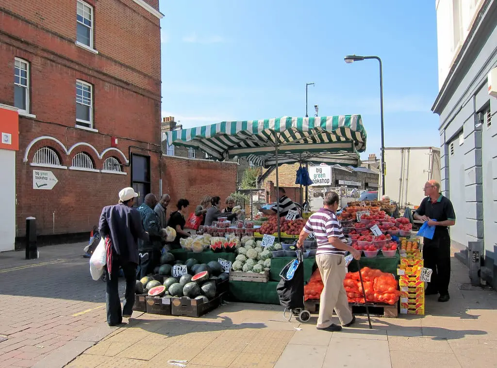 immigration lawyers wood green