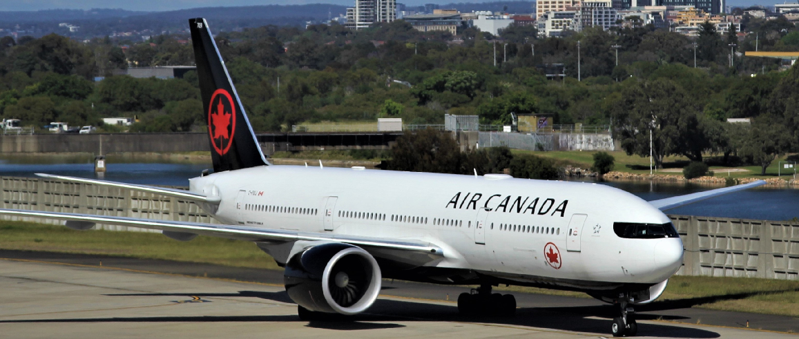 Air Canada plane