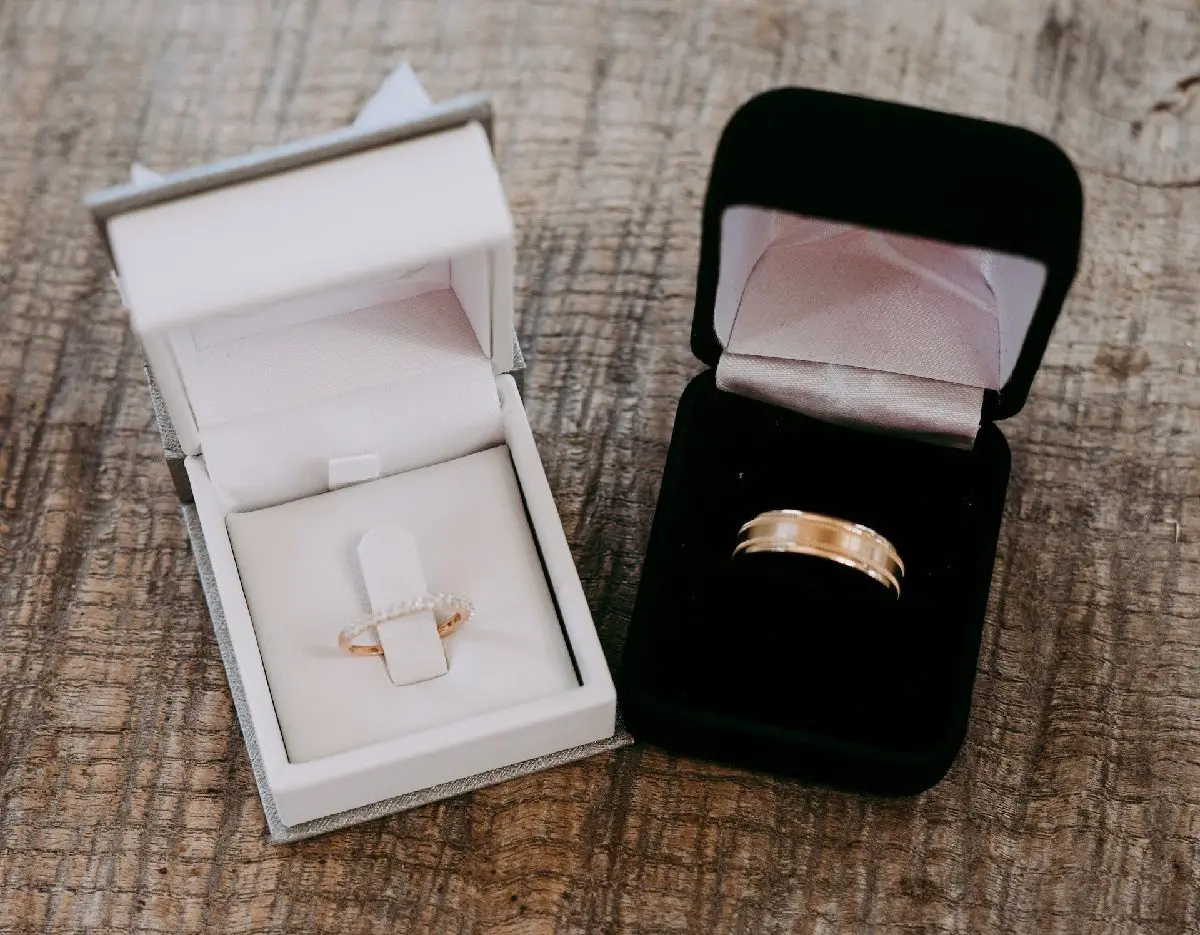 His and hers engagement rings